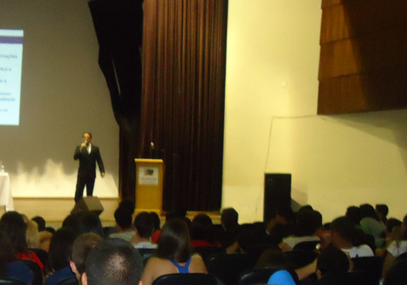 Planejamento Estratégico, Estratégias Competitivas, Analise do Ambiente, Análise Interna